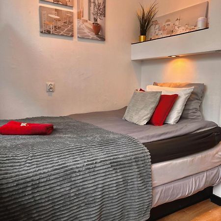 Petit 1 Bed Room Condo Warszawa Center Kültér fotó