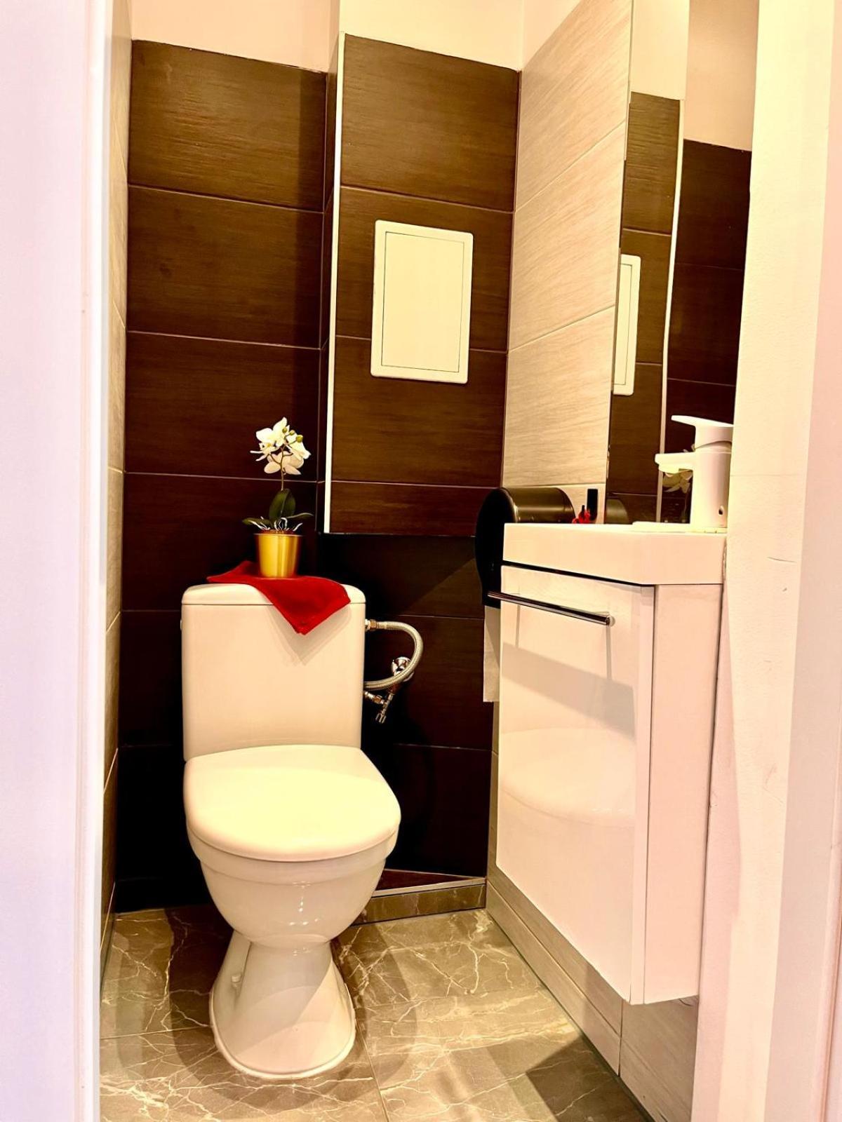 Petit 1 Bed Room Condo Warszawa Center Kültér fotó