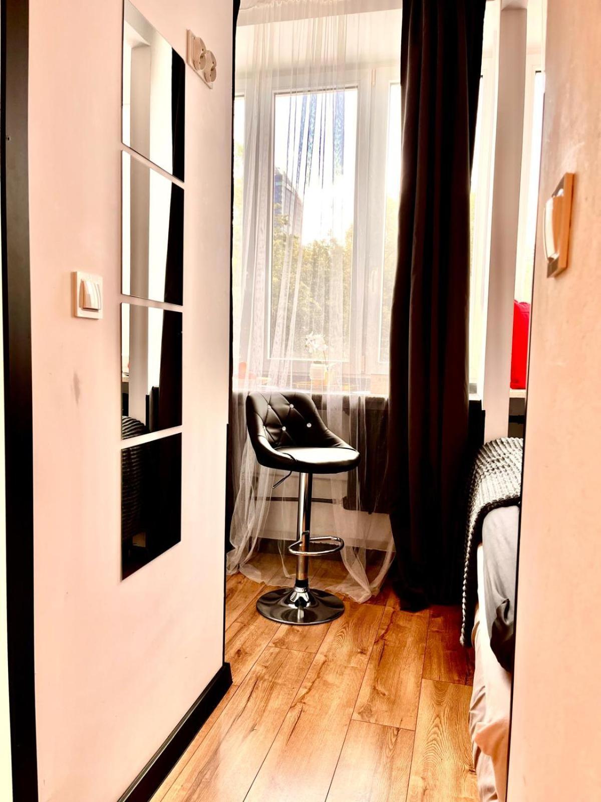 Petit 1 Bed Room Condo Warszawa Center Kültér fotó