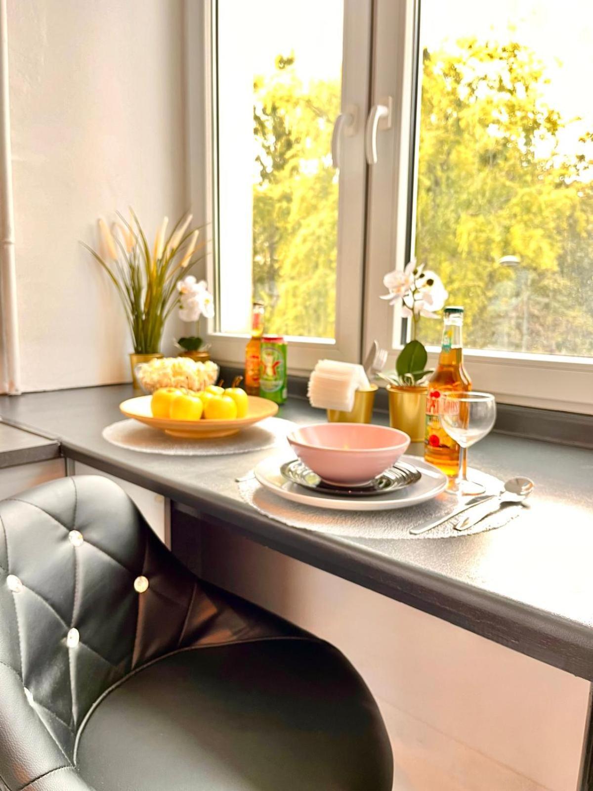 Petit 1 Bed Room Condo Warszawa Center Kültér fotó